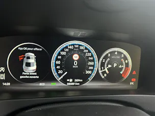Jaguar XE 25t 2.0 Prestige AWD Automatic