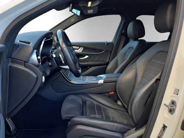 Mercedes-Benz GLC 300 e AMG Line 4Matic 9G-Tronic