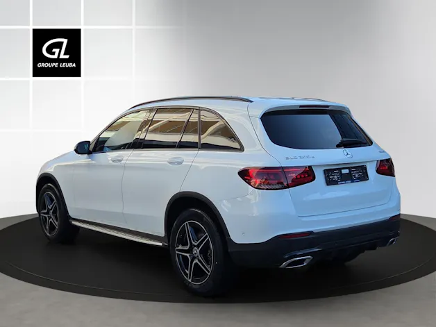 Mercedes-Benz GLC 300 e AMG Line 4Matic 9G-Tronic