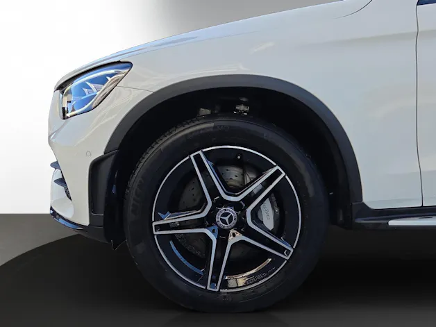 Mercedes-Benz GLC 300 e AMG Line 4Matic 9G-Tronic