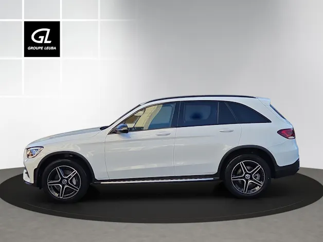 Mercedes-Benz GLC 300 e AMG Line 4Matic 9G-Tronic