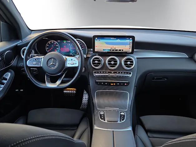 Mercedes-Benz GLC 300 e AMG Line 4Matic 9G-Tronic