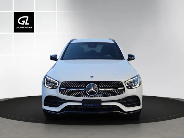 Mercedes-Benz GLC 300 e AMG Line 4Matic 9G-Tronic