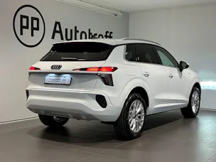 Audi Q3 SUV e-hybrid 200 kW S tronig