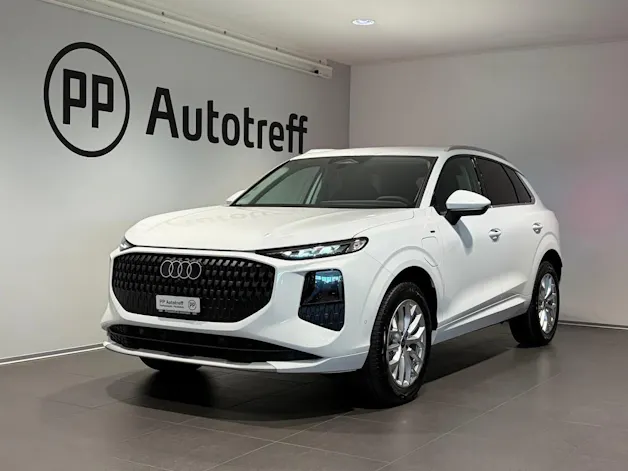 Audi Q3 SUV e-hybrid 200 kW S tronig