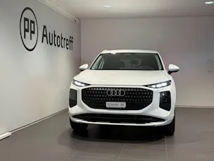 Audi Q3 SUV e-hybrid 200 kW S tronig