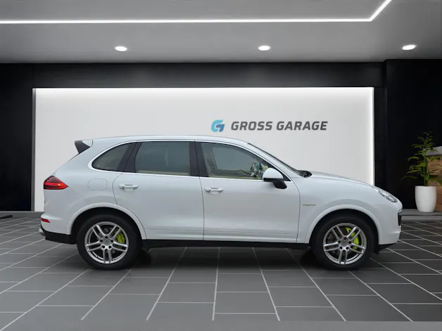Porsche Cayenne S Hybrid