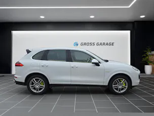 Porsche Cayenne S Hybrid