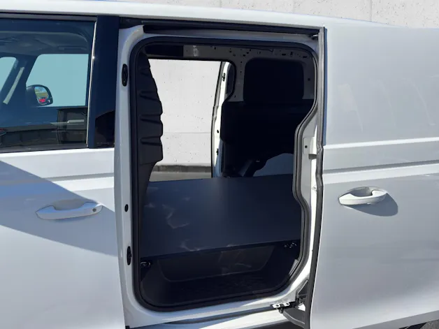 VW ID. Buzz Cargo Pro 4Motion