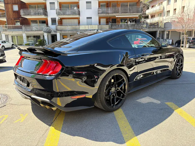 Ford Mustang FB 5.0 V8 GT Premium