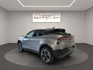 Alfa Romeo Junior 1.2 48V Hybrid Q4