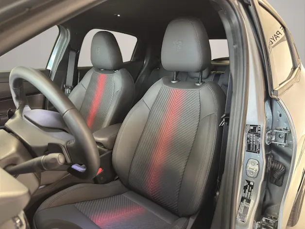 Alfa Romeo Junior 1.2 48V Hybrid Q4
