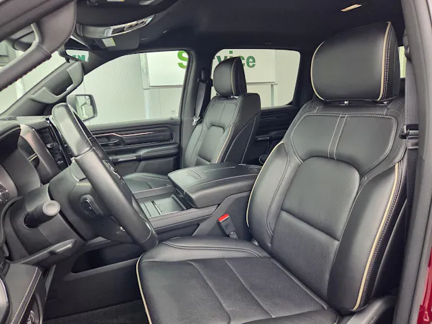 Dodge Ram 1500 5.7 V8 4x4 Limited 396PS / 3.5T AHK