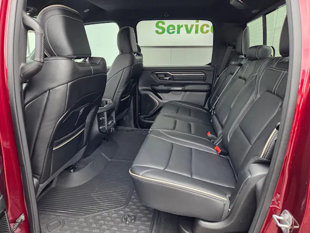 Dodge Ram 1500 5.7 V8 4x4 Limited 396PS / 3.5T AHK