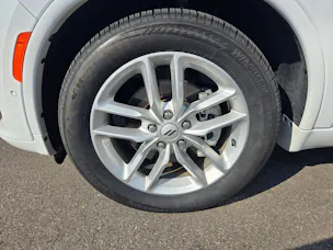 DODGE Durango 5.7 V8 4x4 R/T 365PS / 7-Plätzer 3.5 T AHK