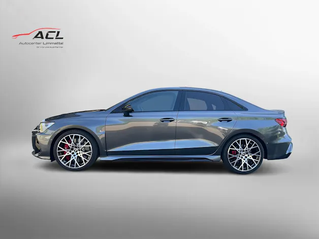 Audi RS3 Limousine 2.5 TSI quattro S-tronic