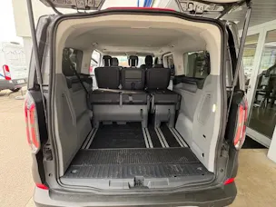 Ford Tourneo Bus 320 L2H1 Active Automat 4x4