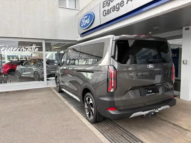 Ford Tourneo Bus 320 L2H1 Active Automat 4x4