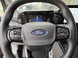 Ford Tourneo Bus 320 L2H1 Active Automat 4x4