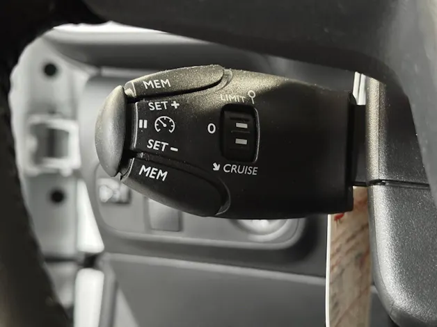 Citroën C3 1.2i PureTech Shine EAT6