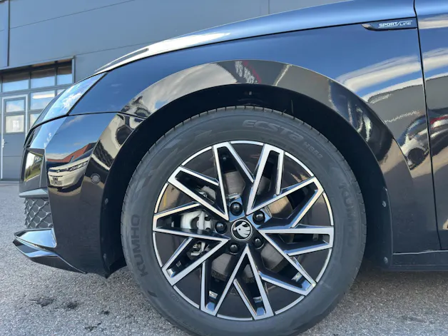 Škoda Octavia Combi 2.0 TSI DSG Dynamic 4x4