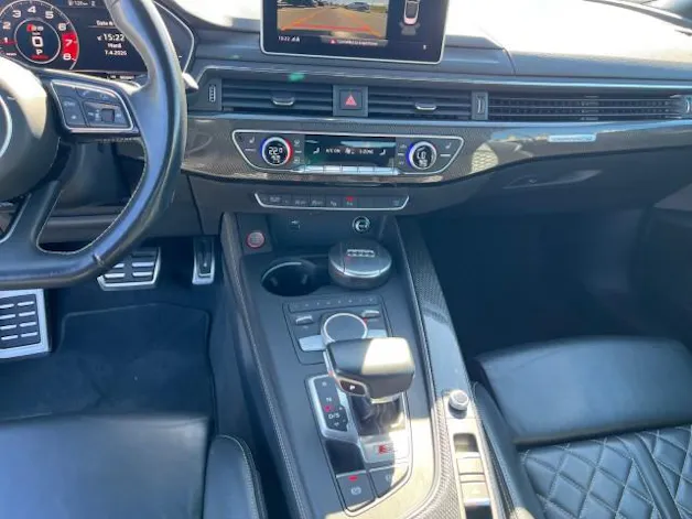 Audi S5 Cabriolet 3.0 TFSI quattro tiptronic
