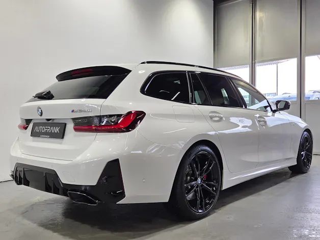 BMW M340i xDrive Touring