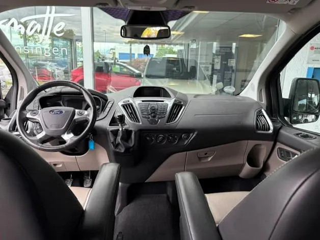 Ford Tourneo Custom 310 L1H1 Titanium