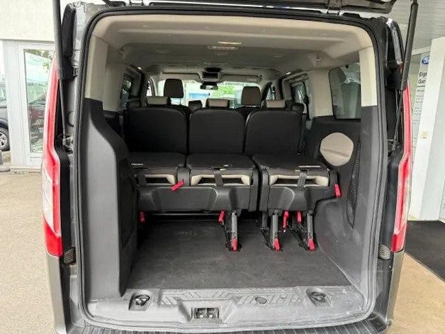 Ford Tourneo Custom 310 L1H1 Titanium