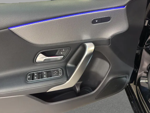Mercedes-Benz A 220 d 4M - Progressive / DISTRONIC / 360 Grad Kamera / Soundsystem