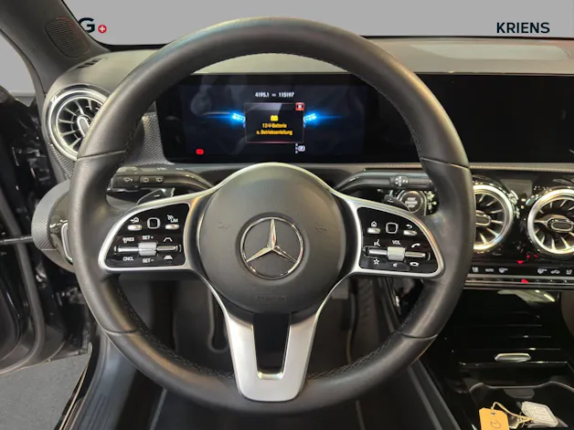 Mercedes-Benz A 220 d 4M - Progressive / DISTRONIC / 360 Grad Kamera / Soundsystem