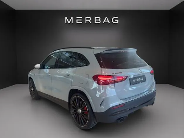 Mercedes-Benz GLA AMG 35 4Matic 8G-DCT