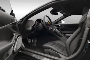 Ferrari Roma 3.9 V8 T