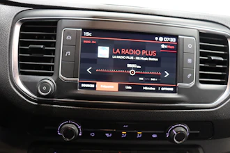 https://vehicle.imgix.net/4272325/7fcb84b3-0d38-4ac8-9b08-79283d9b1ec1.JPG