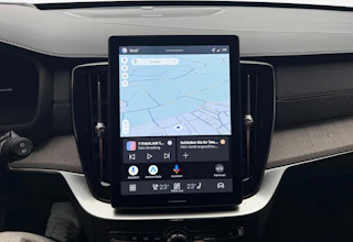 https://vehicle.imgix.net/4272342/e6956071-34db-438d-92d0-50770dad5802.jpg