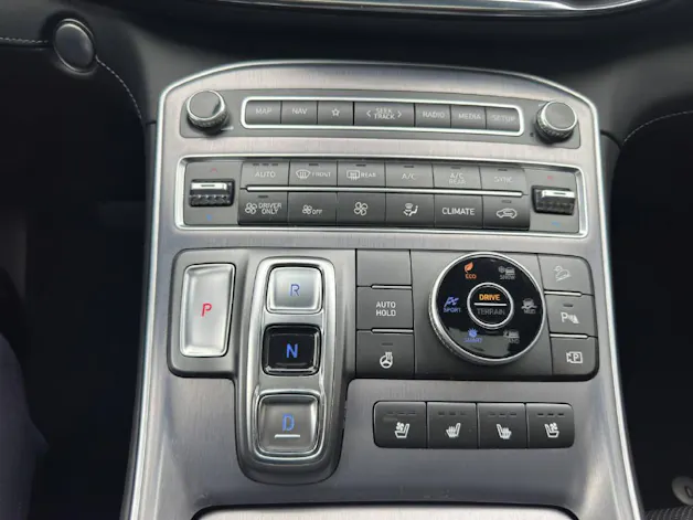 Hyundai SANTA FE 1.6 T-GDi Hybrid Vertex 7P