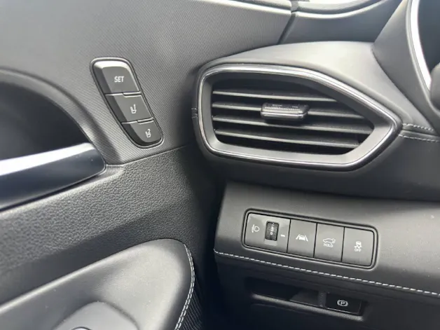 Hyundai SANTA FE 1.6 T-GDi Hybrid Vertex 7P