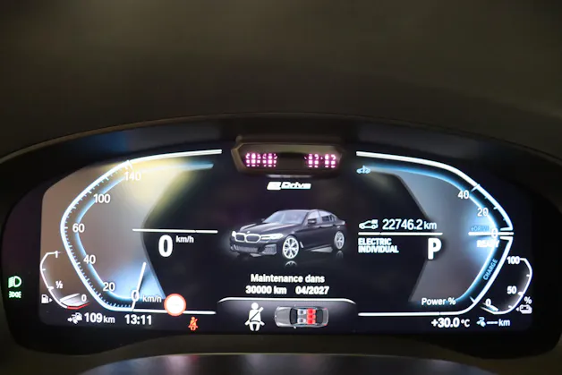 BMW 545e xDrive SAG