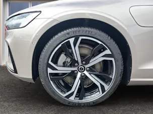 Volvo V60 2.0 T8 TE Ultra Dark eAWD