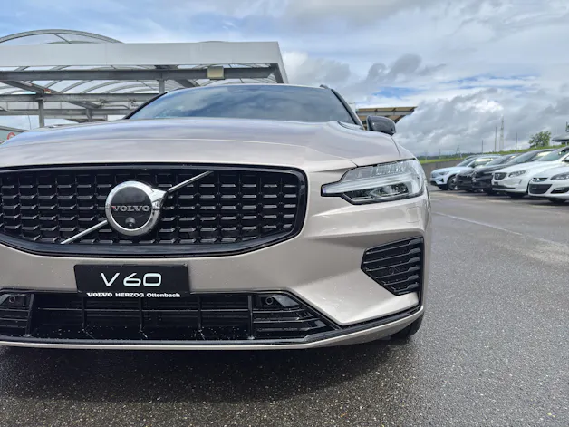 Volvo V60 2.0 T8 TE Ultra Dark eAWD