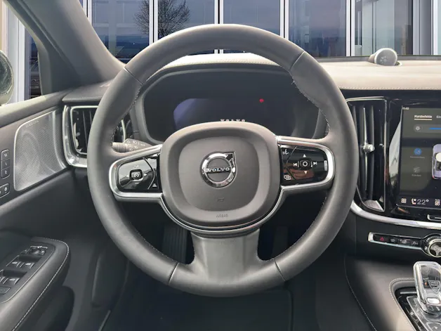 Volvo V60 2.0 T8 TE Ultra Dark eAWD