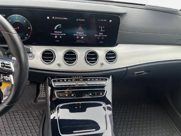 Mercedes-Benz E 220 d AMG Line Kombi