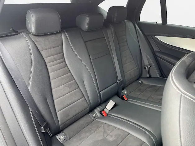 Mercedes-Benz E 220 d AMG Line Kombi
