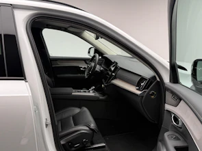 Fahrzeugbild VOLVO XC90 2.0 T8 TE Plus Dark eAWD