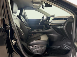 https://vehicle.imgix.net/4272438/fd1633f0-17de-486f-8650-2fb7711bfec1.jpg