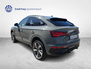https://vehicle.imgix.net/4272442/a7f15403-6ff1-443d-9e59-7b7784bacff9.jpg
