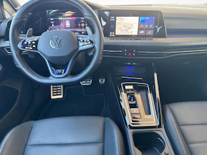 image du véhicule VW Golf VIII 2.0 TSI R Performance DSG 4motion / Jetzt mit attraktivem 1.9% Leasing