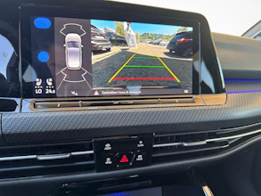 https://vehicle.imgix.net/4272447/a4e40e0c-7648-4ee3-8f30-4ad5e851a068.jpg