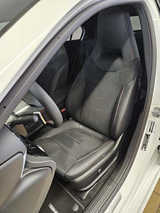 Mercedes-Benz A 220 4Matic AMG Line