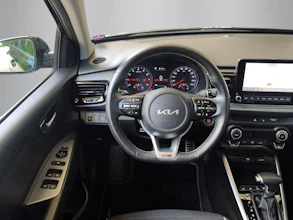 https://vehicle.imgix.net/4272472/ce76b4b0-faf1-4660-8056-88d071d0501c.jpg